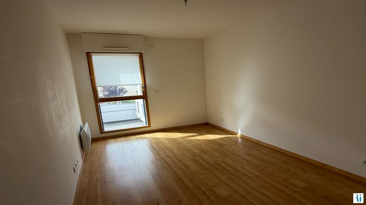 Ma-Cabane - Location Appartement LE MESNIL-ESNARD, 71 m²