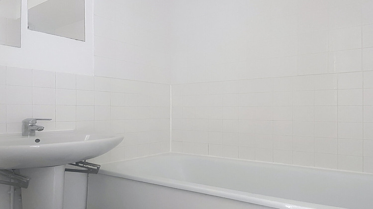 Ma-Cabane - Location Appartement LE MESNIL-ESNARD, 32 m²