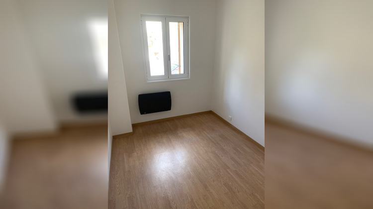 Ma-Cabane - Location Appartement LE MESNIL-LE-ROI, 60 m²