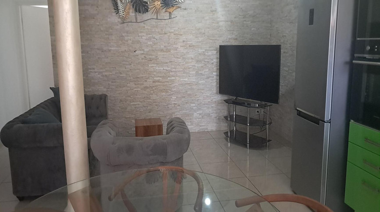 Ma-Cabane - Location Appartement LE MOULE, 48 m²