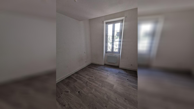 Ma-Cabane - Location Appartement LE MUY, 67 m²