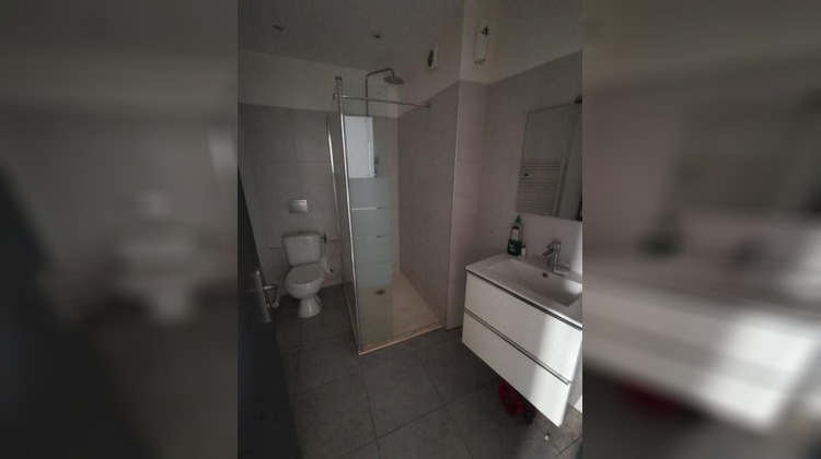 Ma-Cabane - Location Appartement LE MUY, 67 m²