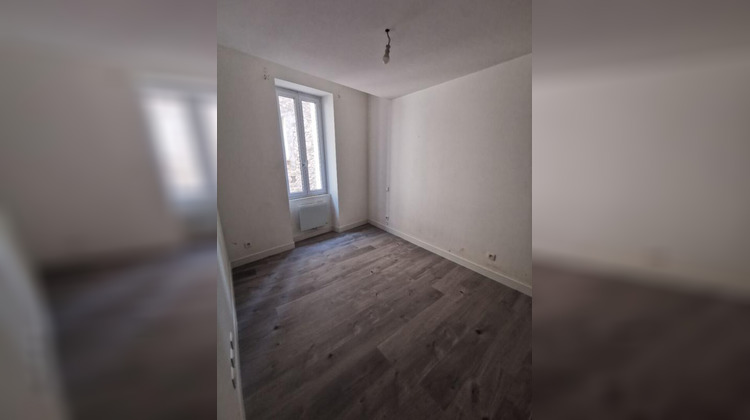 Ma-Cabane - Location Appartement LE MUY, 67 m²