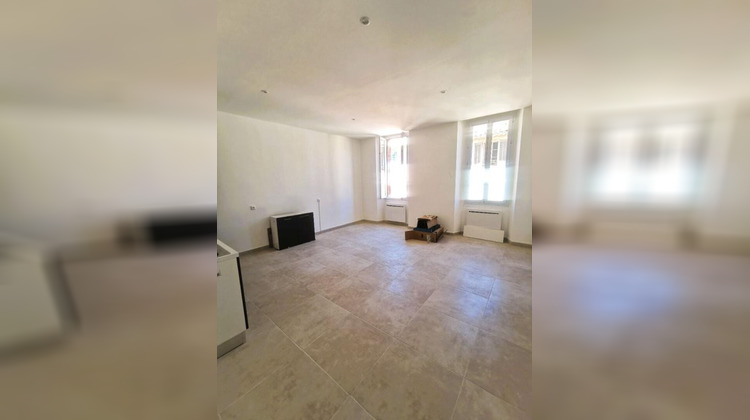Ma-Cabane - Location Appartement LE MUY, 68 m²