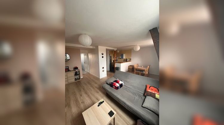 Ma-Cabane - Location Appartement Le Nouvion-en-Thiérache, 70 m²