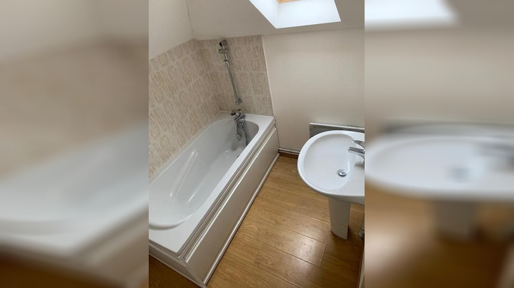 Ma-Cabane - Location Appartement Le Nouvion-en-Thiérache, 65 m²