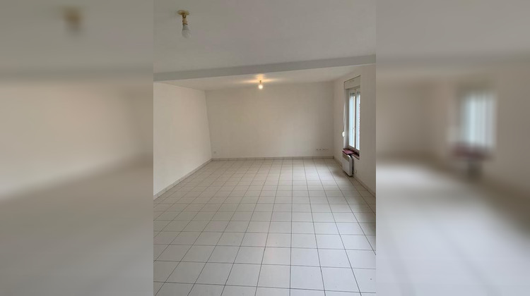 Ma-Cabane - Location Appartement Le Nouvion-en-Thiérache, 65 m²