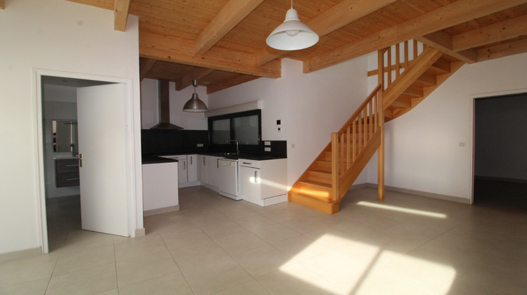 Ma-Cabane - Location Appartement LE PALAIS, 88 m²