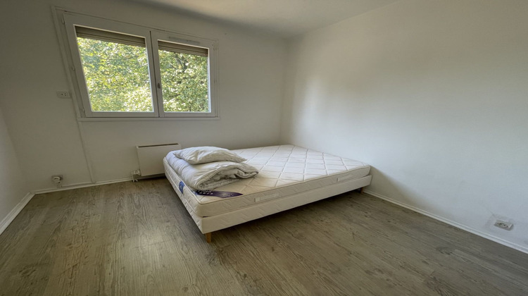 Ma-Cabane - Location Appartement LE PETIT-QUEVILLY, 83 m²