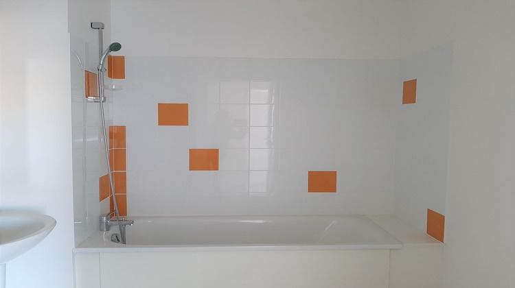 Ma-Cabane - Location Appartement LE PETIT-QUEVILLY, 66 m²