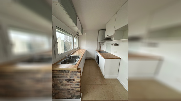 Ma-Cabane - Location Appartement LE PLESSIS-BOUCHARD, 52 m²