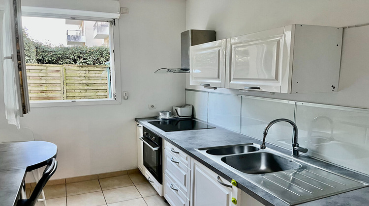 Ma-Cabane - Location Appartement LE PLESSIS-ROBINSON, 65 m²