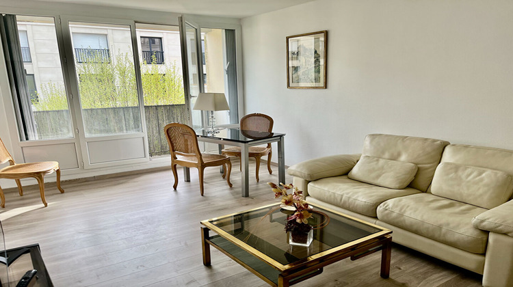 Ma-Cabane - Location Appartement LE PLESSIS-ROBINSON, 55 m²