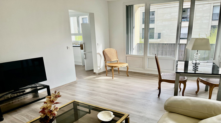 Ma-Cabane - Location Appartement LE PLESSIS-ROBINSON, 55 m²