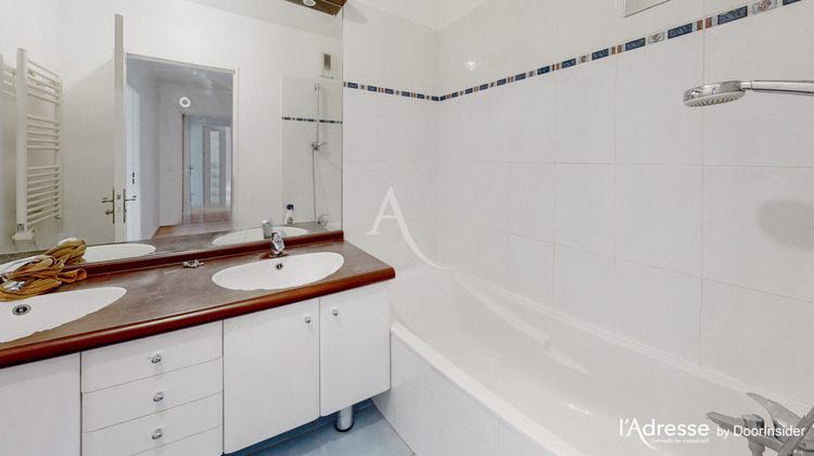 Ma-Cabane - Location Appartement LE PLESSIS-ROBINSON, 65 m²