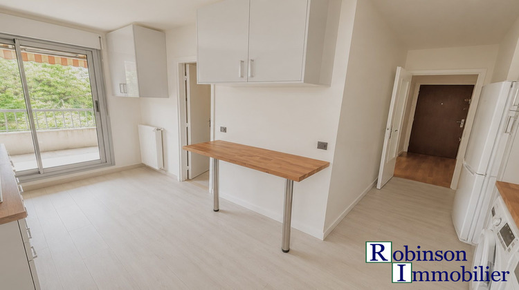 Ma-Cabane - Location Appartement Le Plessis-Robinson, 105 m²
