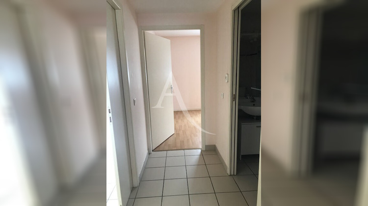 Ma-Cabane - Location Appartement LE POIRE-SUR-VIE, 61 m²