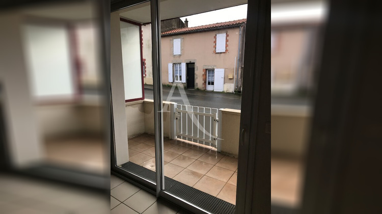Ma-Cabane - Location Appartement LE POIRE-SUR-VIE, 61 m²