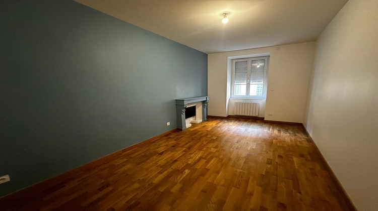 Ma-Cabane - Location Appartement LE PONT-DE-BEAUVOISIN, 72 m²