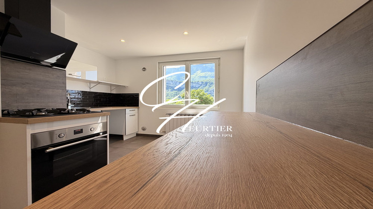 Ma-Cabane - Location Appartement Le Pont-de-Claix, 53 m²