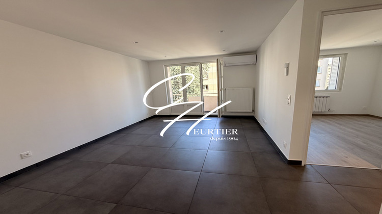Ma-Cabane - Location Appartement Le Pont-de-Claix, 53 m²