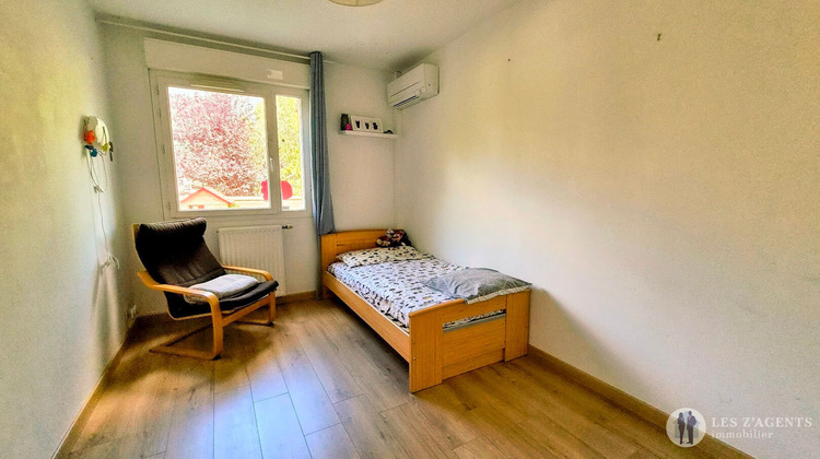 Ma-Cabane - Location Appartement LE PONT-DE-CLAIX, 81 m²