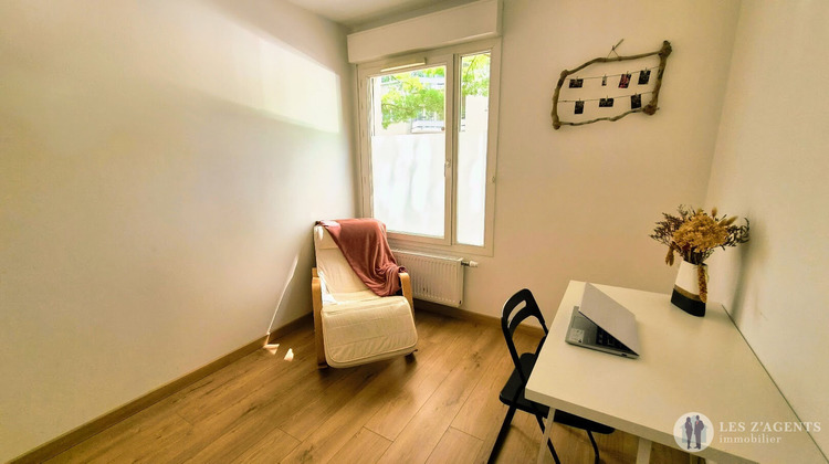 Ma-Cabane - Location Appartement LE PONT-DE-CLAIX, 81 m²