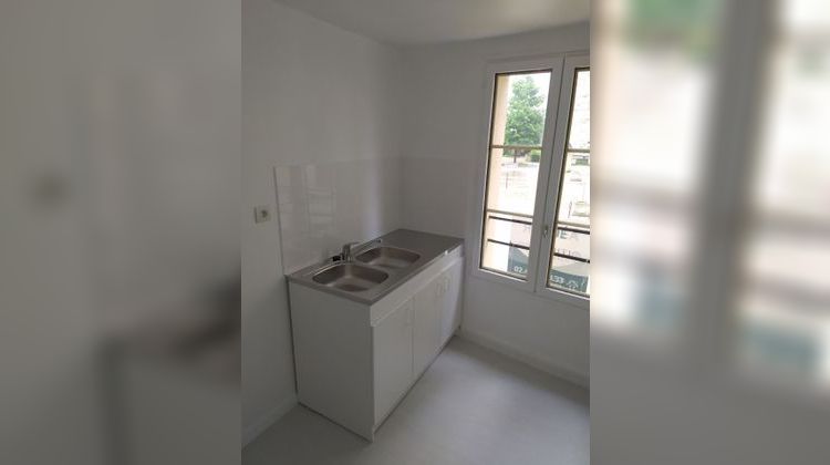 Ma-Cabane - Location Appartement Le Puy-Notre-Dame, 47 m²