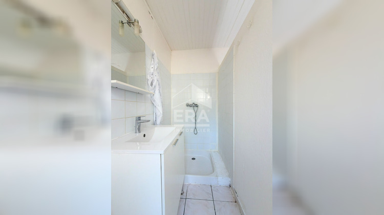 Ma-Cabane - Location Appartement LE PUY-SAINTE-REPARADE, 34 m²