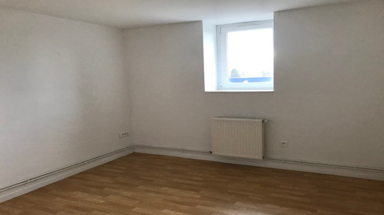 Ma-Cabane - Location Appartement Le Quesnoy, 75 m²