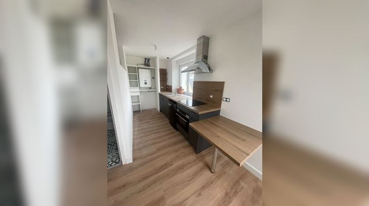 Ma-Cabane - Location Appartement LE RELECQ-KERHUON, 20 m²