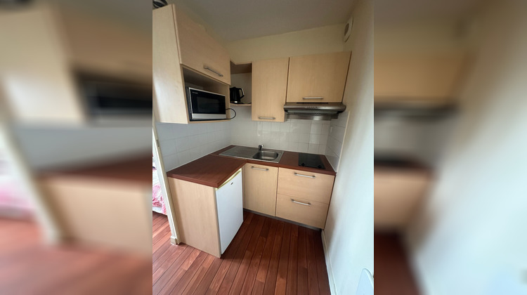 Ma-Cabane - Location Appartement LE RELECQ-KERHUON, 18 m²