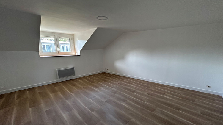 Ma-Cabane - Location Appartement LE RELECQ-KERHUON, 29 m²