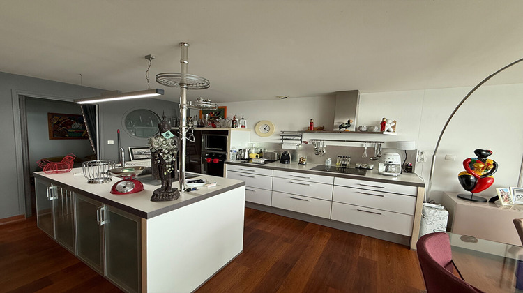 Ma-Cabane - Location Appartement LE RELECQ-KERHUON, 72 m²