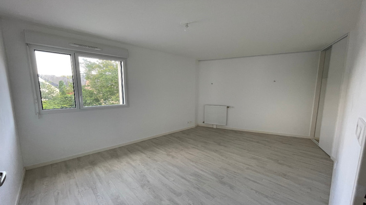 Ma-Cabane - Location Appartement LE RELECQ-KERHUON, 88 m²