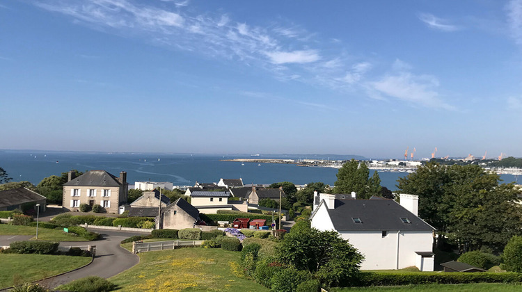 Ma-Cabane - Location Appartement LE RELECQ-KERHUON, 85 m²