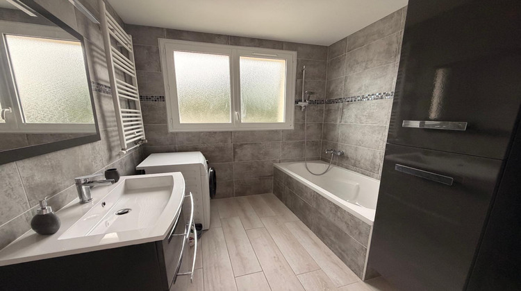 Ma-Cabane - Location Appartement LE RELECQ-KERHUON, 58 m²