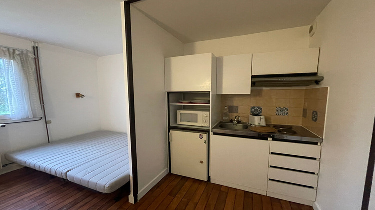Ma-Cabane - Location Appartement LE RELECQ-KERHUON, 18 m²