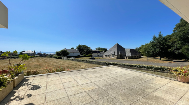 Ma-Cabane - Location Appartement LE RELECQ-KERHUON, 85 m²