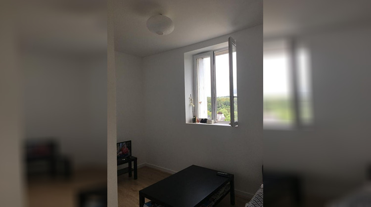 Ma-Cabane - Location Appartement LE RELECQ-KERHUON, 38 m²