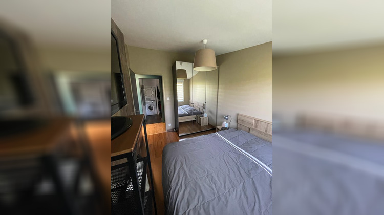 Ma-Cabane - Location Appartement LE RELECQ-KERHUON, 70 m²
