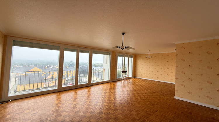 Ma-Cabane - Location Appartement LE RELECQ-KERHUON, 74 m²