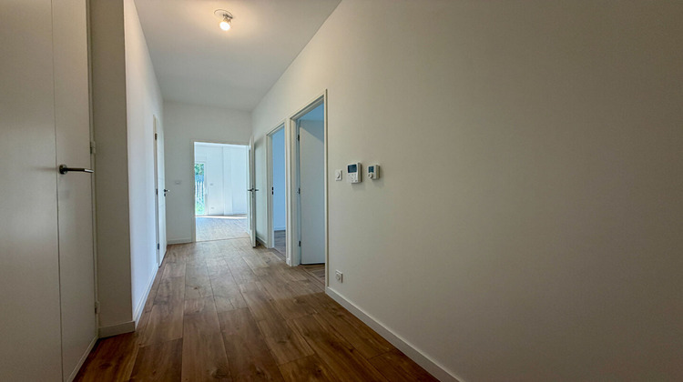 Ma-Cabane - Location Appartement LE RHEU, 64 m²