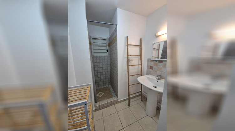 Ma-Cabane - Location Appartement Le Robert, 42 m²