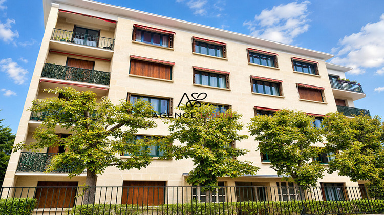 Ma-Cabane - Location Appartement LE VESINET, 77 m²