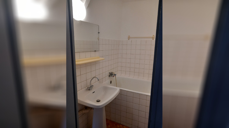 Ma-Cabane - Location Appartement Le Vigan, 30 m²