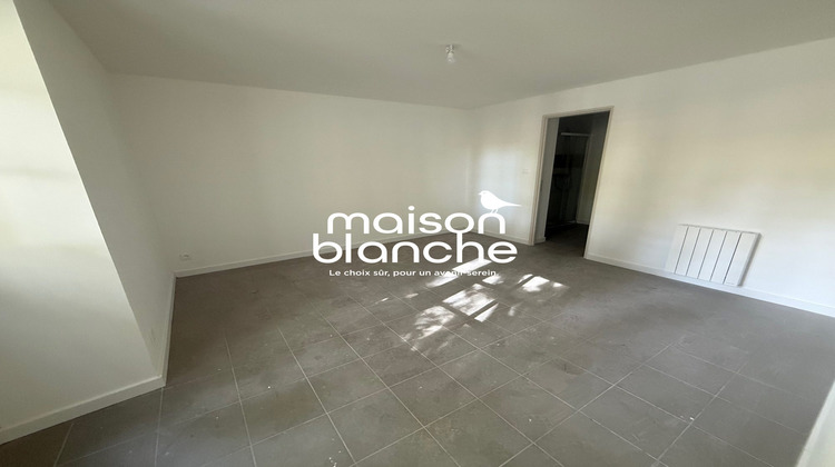 Ma-Cabane - Location Appartement Lencloître, 37 m²