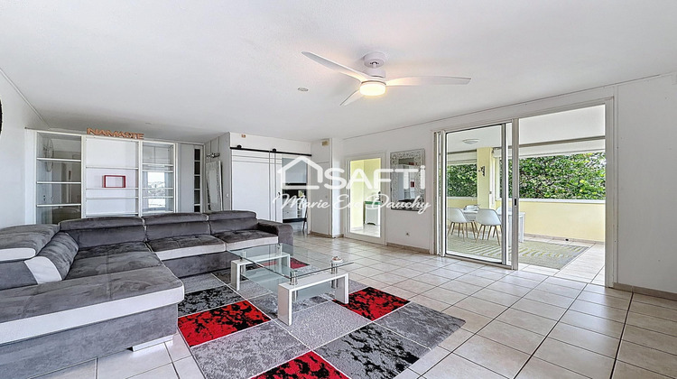 Ma-Cabane - Location Appartement Les Abymes, 66 m²