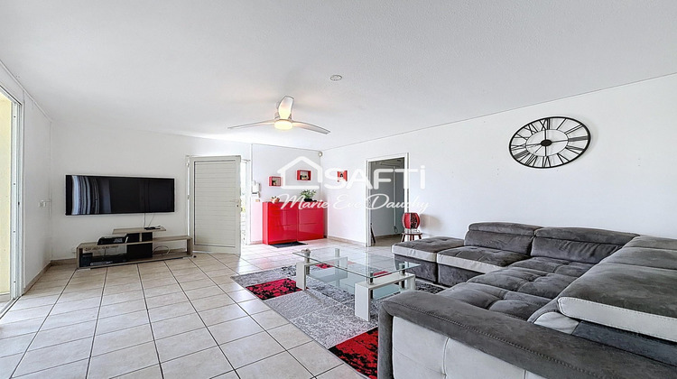 Ma-Cabane - Location Appartement Les Abymes, 66 m²
