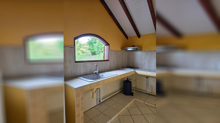 Ma-Cabane - Location Appartement Les Abymes, 35 m²